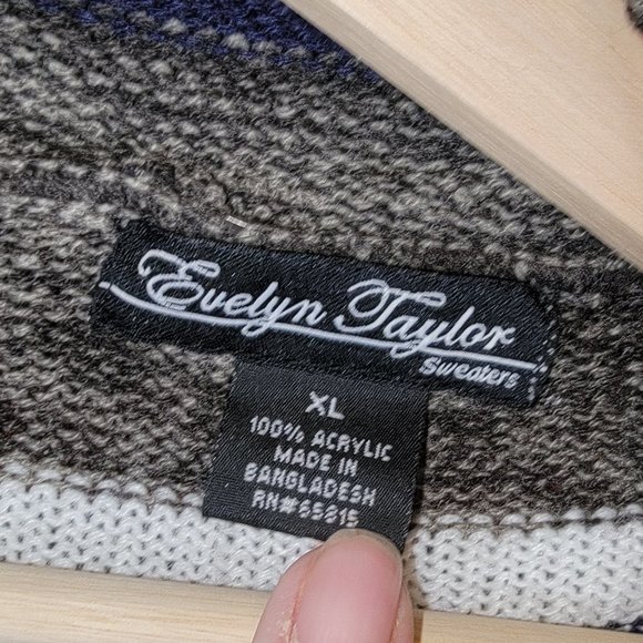 Evelyn Taylor Striped Long Acrylic Cardigan - Size XL - Like New - Picture 2 of 3